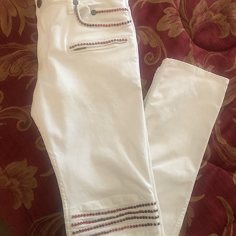 Robin’s Jean Sz..30